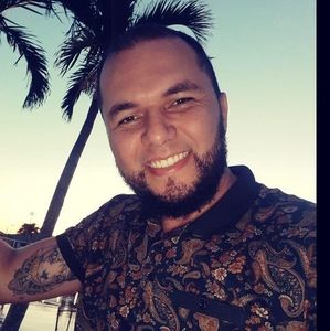 Meet your Posher, Daniel mauricio